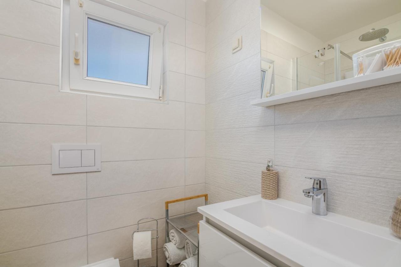 Apartment Stella Di Mare Krk Town Eksteriør billede